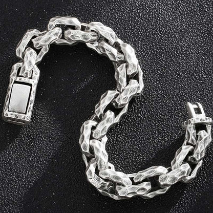 Outlaw Tapping Pattern Link Bracelet