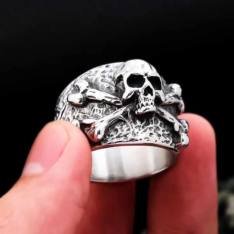Crossbones Pirate Skull Ring